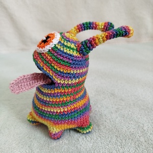 Horgolt szörnyi horgolt szemmel - játék & sport - plüssállat & játékfigura - más figura - Meska.hu