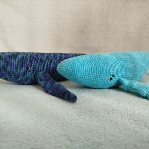 Horgolt bálna hímzett szemmel - játék & sport - plüssállat & játékfigura - más figura - Meska.hu