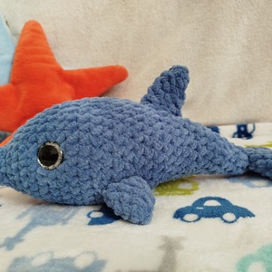 Horgolt delfin plüss középkék - játék & sport - plüssállat & játékfigura - más figura - Meska.hu