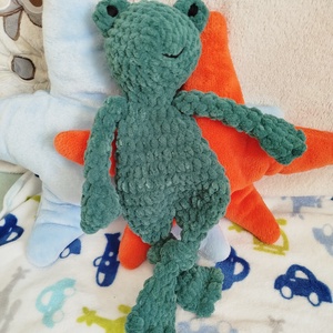 Horgolt béka szundipajti - sötétzöld - játék & sport - plüssállat & játékfigura - béka - Meska.hu