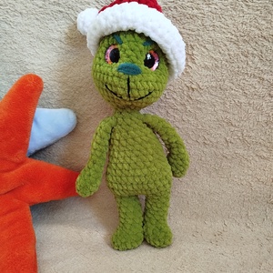 Horgolt grincs mikulás sapkával, Játék & Sport, Plüssállat & Játékfigura, Más figura, Horgolás, MESKA
