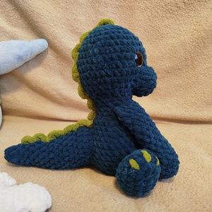 Horgolt sötétzöld dínó - játék & sport - plüssállat & játékfigura - plüss dínók - Meska.hu