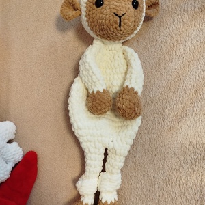 Horgolt bárány szundi - játék & sport - plüssállat & játékfigura - plüss bárány - Meska.hu