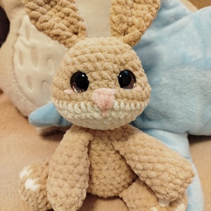 Horgolt nyuszi, Játék & Sport, Plüssállat & Játékfigura, Nyuszi, , MESKA