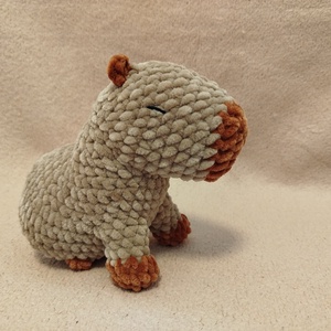 Horgolt kapibara - játék & sport - plüssállat & játékfigura - kapibara - Meska.hu