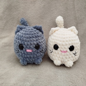 Horgolt gombóc cica - játék & sport - plüssállat & játékfigura - cica - Meska.hu