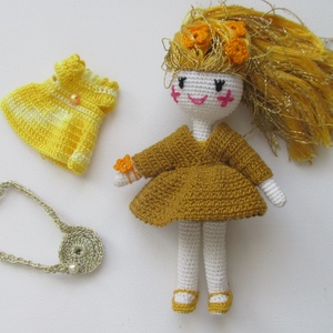 Aranyhaj Goldy - amigurumi baba - horgolt baba - öltöztetős baba - játékbaba - játék & sport - baba & babaház - öltöztethető baba - Meska.hu