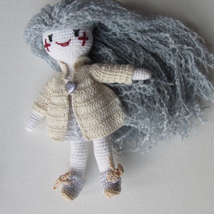 Yvonne a csillaglány - amigurumi baba - horgolt baba - öltöztethető horgolt baba - baba ruhatárral - ezüst hajú baba - játék & sport - baba & babaház - öltöztethető baba - Meska.hu