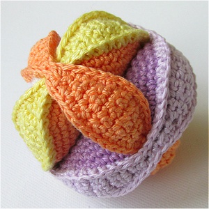 Montessori labda - horgolt babalabda - játék & sport - Meska.hu