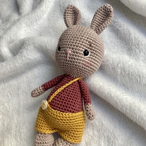 Pocakos horgolt nyuszi - játék & sport - plüssállat & játékfigura - nyuszi - Meska.hu