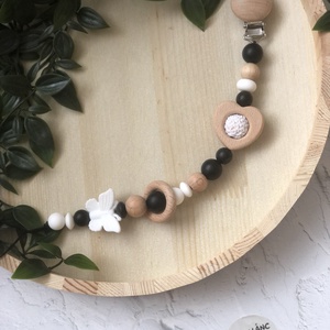 Cumilánc fekete fehér szív , Baba - mama, Baba játékok, Cumilánc, Csomózás, Gyöngyfűzés, gyöngyhímzés, MESKA