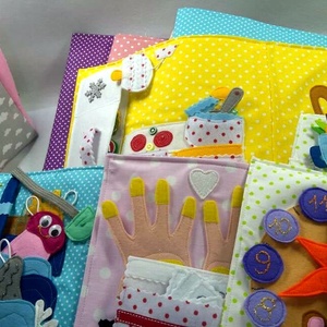 Babaházas kiskönyv kislányos okosdobozban, Matató lapok, Testvérpárnak, Készség-fejlesztő játék, Montessori, Játék & Sport, Szerepjáték, Varrás, Patchwork, foltvarrás, MESKA