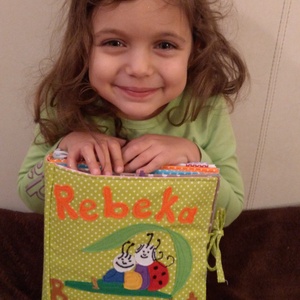 Névvel ellátott babakocka, cuki babafejjel, extrán személyre szabva keresztelőre, babaváróra, szülinapra  - baba - mama - baba játékok - babakocka - Meska.hu