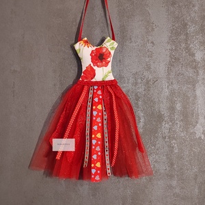 Hajcsat és hajgumi tartó ruhácska - ruha & divat - hajdísz & hajcsat - hajdísz - Meska.hu