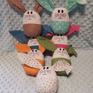 Pink pöttyös tojásnyuszi - játék & sport - plüssállat & játékfigura - nyuszi - Meska.hu