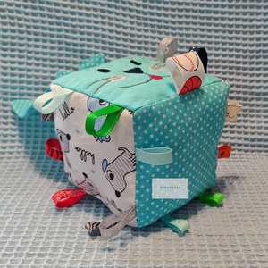 Húsvéti fiús nyuszis címkekocka - baba - mama - baba játékok - babakocka - Meska.hu