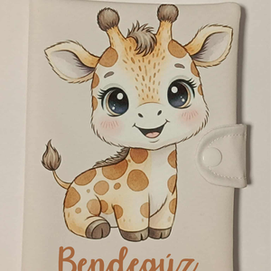 Zsiráf mintás textil egészségügyi kiskönyv borító névvel , Otthon & Életmód, Papír, írószer, Egészségügyi kiskönyv borító, Varrás, Fotó, grafika, rajz, illusztráció, MESKA