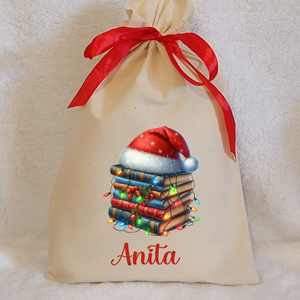 Névre szóló egyedi mintás mikulászsák natúr színben, Karácsony, Mikulás, Mikulás zsák, Varrás, MESKA
