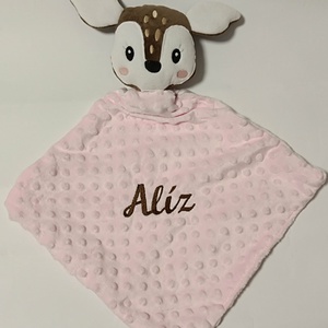 Őzikés szundikendő, rongyi, nyunyóka hímzett névvel  - Meska.hu