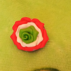 Trikolor  rózsa Kitűző /kokárda - ékszer - fülbevaló - lógó fülbevaló - Meska.hu