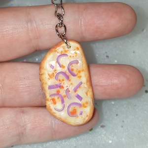 Zsíros kenyér lila hagymával kulcstartó , Táska & Tok, Kulcstartó & Táskadísz, Kulcstartó, Ékszerkészítés, Gyurma, MESKA