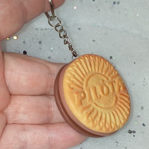 Pilóta keksz kulcstartó , Táska & Tok, Kulcstartó & Táskadísz, Kulcstartó, Ékszerkészítés, Gyurma, MESKA