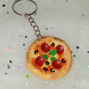 Szalámis pizza  kulcstartó  - táska & tok - kulcstartó & táskadísz - kulcstartó - Meska.hu