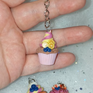 Muffin  kulcstartó , Táska & Tok, Kulcstartó & Táskadísz, Kulcstartó, Ékszerkészítés, Gyurma, MESKA