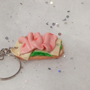 Retró gépsonkás szendvics kulcstartó  - táska & tok - kulcstartó & táskadísz - kulcstartó - Meska.hu