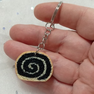 Mákos bejgli kulcstartó , Táska & Tok, Kulcstartó & Táskadísz, Kulcstartó, Ékszerkészítés, Gyurma, MESKA