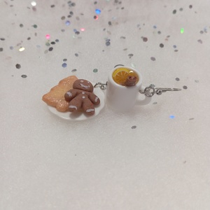 Karácsonyi reggeli fülbevaló  , Ékszer, Fülbevaló, Lógó fülbevaló, Ékszerkészítés, Gyurma, MESKA