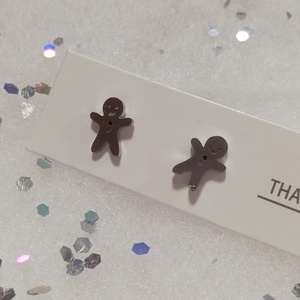 Nemesacél Mézeskalács emberke , Mézi bedugós fülbevaló kávé bögre  - ékszer - fülbevaló - pötty fülbevaló - Meska.hu