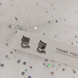 Nemesacél Cica  bedugós fülbevaló kávé bögre  - ékszer - fülbevaló - pötty fülbevaló - Meska.hu