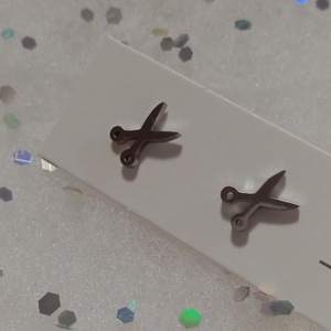 Nemesacél Pici olló  bedugós fülbevaló kávé bögre  - ékszer - fülbevaló - pötty fülbevaló - Meska.hu