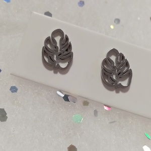 Nemesacél Pici Levél bedugós fülbevaló kávé bögre  - ékszer - fülbevaló - pötty fülbevaló - Meska.hu