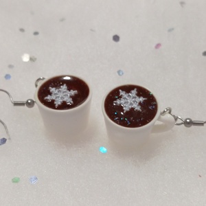 Karácsonyi forrócsoki pihe ha cukorral  fülbevaló   - ékszer - fülbevaló - lógó fülbevaló - Meska.hu