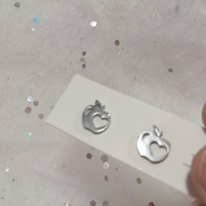 Az alma  bedugós fülbevaló  , Ékszer, Fülbevaló, Pötty fülbevaló, Ékszerkészítés, MESKA