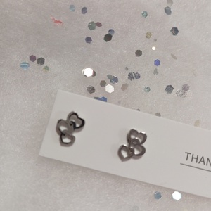 Szerelem bedugós fülbevaló  , Ékszer, Fülbevaló, Pötty fülbevaló, Ékszerkészítés, MESKA