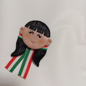 Magyar leányka trikolor kitűző fufrus  - ékszer - kitűző és bross - Meska.hu