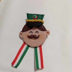 Magyar leányka trikolor kitűző fufrus  - Meska.hu