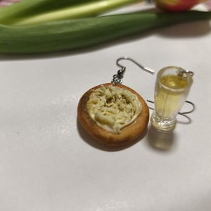 Sör és Sajtos tejfölös lángos  fülbevaló  - ékszer - fülbevaló - lógó fülbevaló - Meska.hu