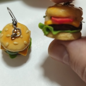 Hamburger fülbevaló  - ékszer - fülbevaló - lógó fülbevaló - Meska.hu