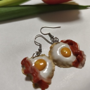 Tükörtojás baconnal fülbevaló  - ékszer - fülbevaló - lógó fülbevaló - Meska.hu