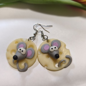  Egérke a sajt alatt fülbevaló  - Meska.hu