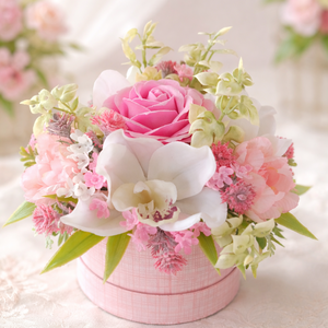 Rózsás virágbox orchideával � elegáns asztaldísz, Otthon & Életmód, Dekoráció, Asztal és polc dekoráció, Asztaldísz, Virágkötés, MESKA