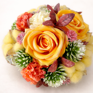 Vidám, napfényes hangulatú asztaldísz � selyemvirág kompozíció - otthon & életmód - dekoráció - asztal és polc dekoráció - asztaldísz - Meska.hu