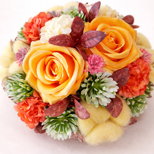 Vidám, napfényes hangulatú asztaldísz � selyemvirág kompozíció - otthon & életmód - dekoráció - asztal és polc dekoráció - asztaldísz - Meska.hu