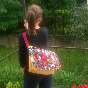 Virágos biciklis táska/ oldaltáska - Meska.hu