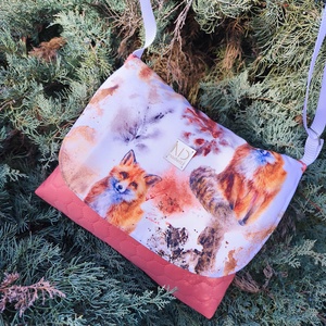 Közepes méretű oldaltáska  - Meska.hu