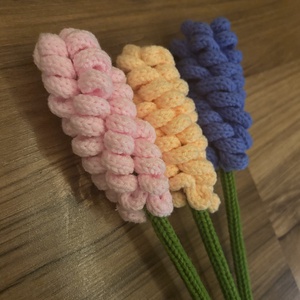 Tricotin jácint - otthon & életmód - virágdekoráció - virágok - szálas virág - Meska.hu